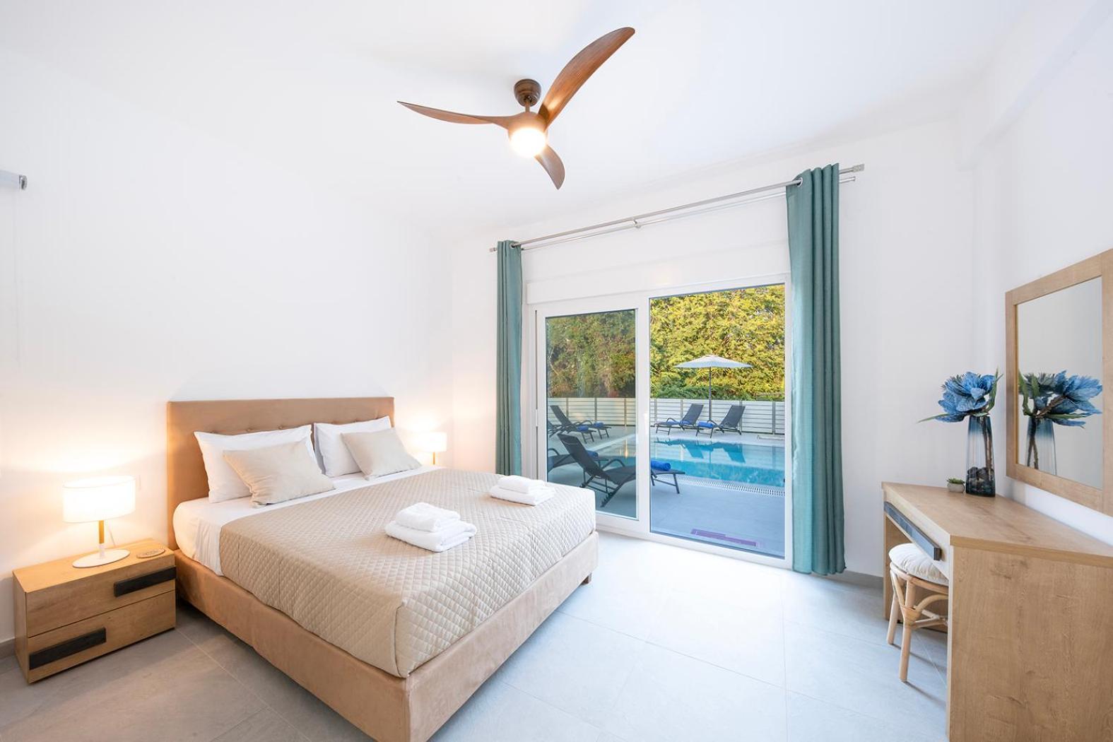 Villa Ami, Roda, Corfu: 10 Guests, Heated Pool, Private Mini Golf, Pool Table & More!! Exterior photo